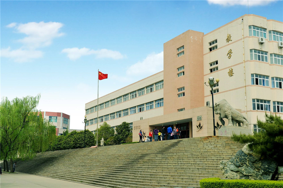 山东农业大学1.jpg